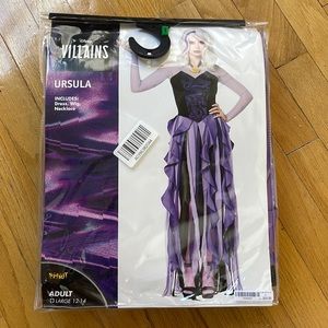 Ursula Halloween Costume from Spirit Halloween